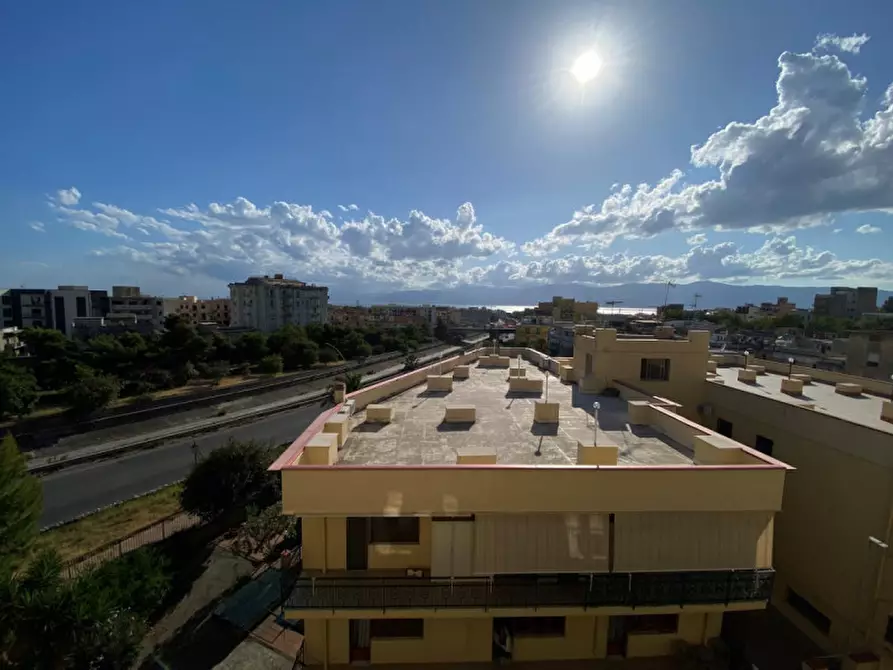 Immagine 3 di Appartamento in vendita  in Via del Gelsomino trav 1, 11 a Reggio Di Calabria