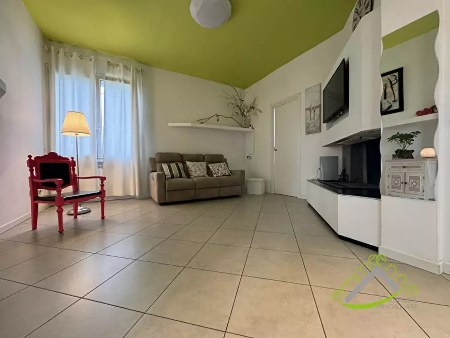 Immagine 1 di Appartamento in vendita  in via e. tito a Mira