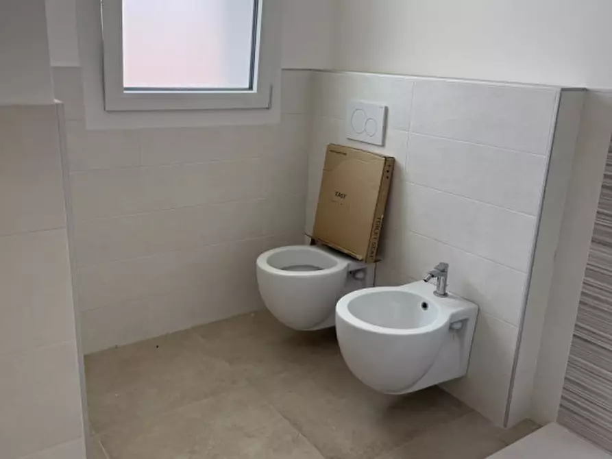 Immagine 10 di Appartamento in vendita  in Via Strada Terza a Senigallia