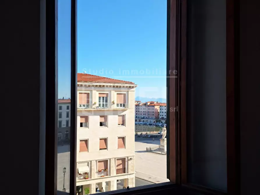 Immagine 6 di Appartamento in vendita  in Via Grande 17 a Livorno