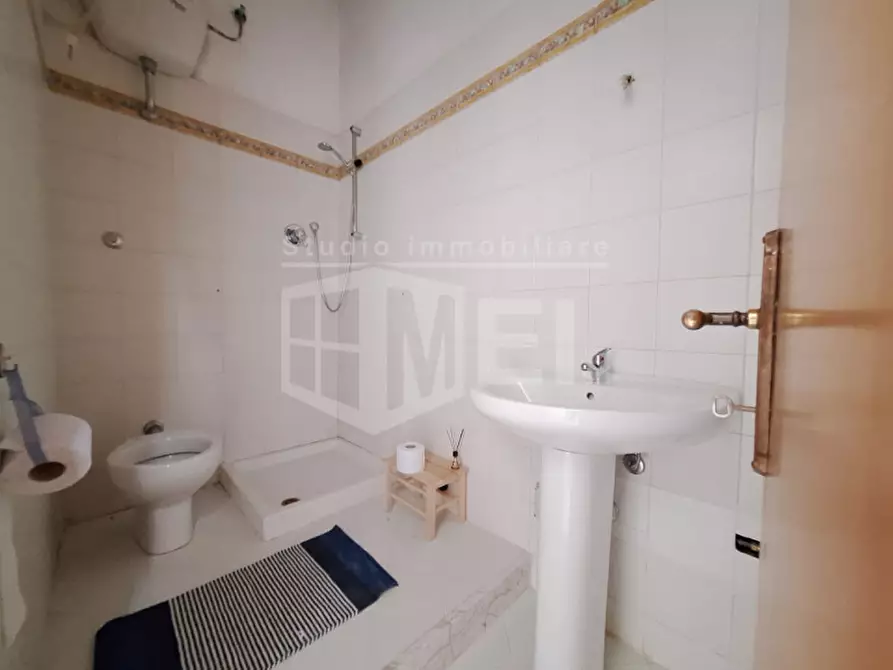 Immagine 13 di Appartamento in vendita  in Via Grande 17 a Livorno