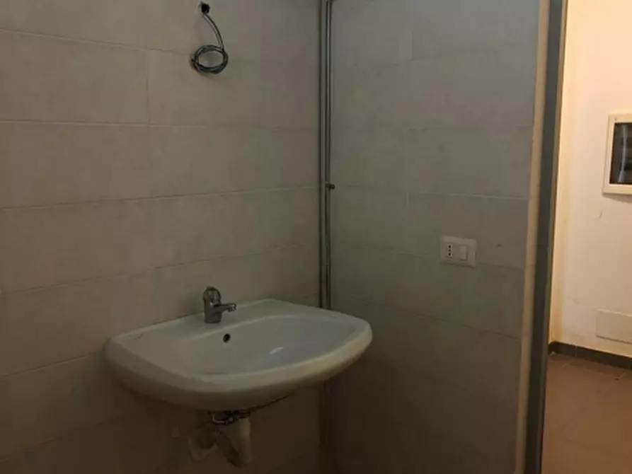 Immagine 3 di Laboratorio in vendita  in Via Santini 36 a Parabiago