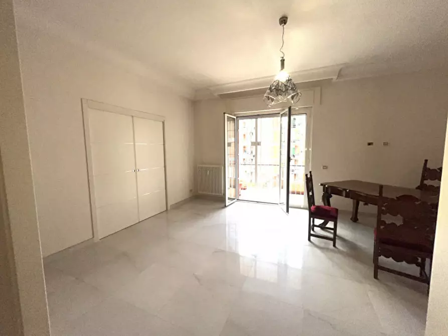 Immagine 3 di Appartamento in vendita  in Largo di Vigna Stelluti a Roma