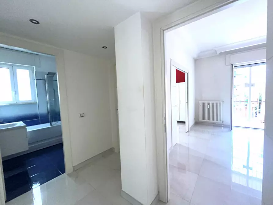 Immagine 21 di Appartamento in vendita  in Largo di Vigna Stelluti a Roma