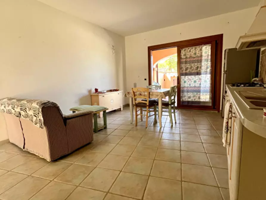 Immagine 6 di Villetta a schiera in vendita  in VIA DELLA PEONI a Olbia