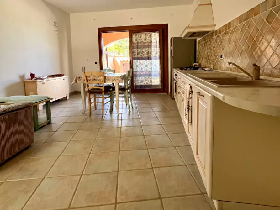 Immagine 9 di Villetta a schiera in vendita  in VIA DELLA PEONI a Olbia