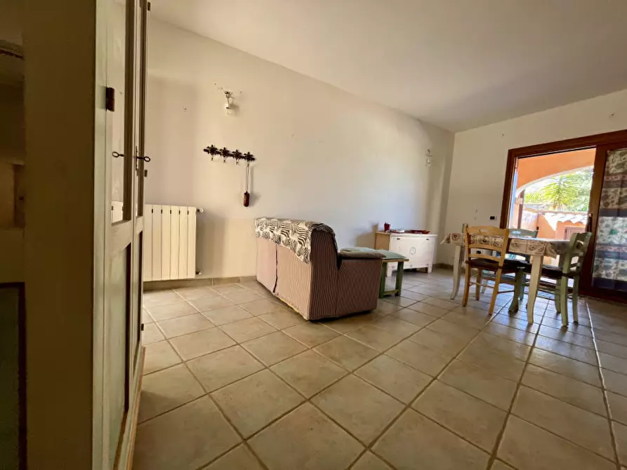 Immagine 10 di Villetta a schiera in vendita  in VIA DELLA PEONI a Olbia