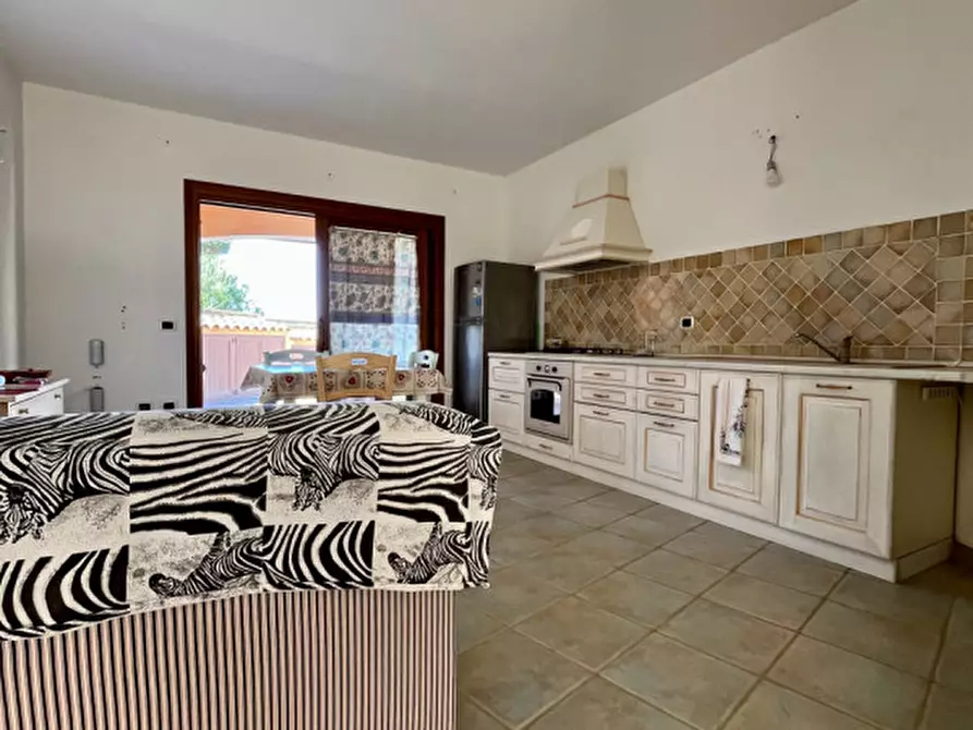 Immagine 12 di Villetta a schiera in vendita  in VIA DELLA PEONI a Olbia