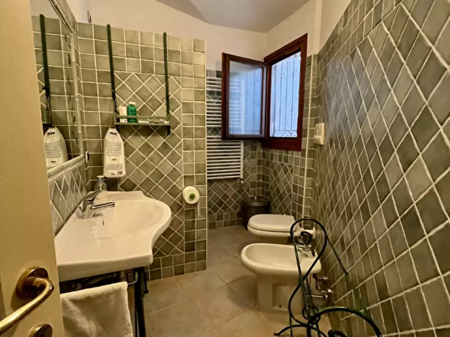 Immagine 18 di Villetta a schiera in vendita  in VIA DELLA PEONI a Olbia