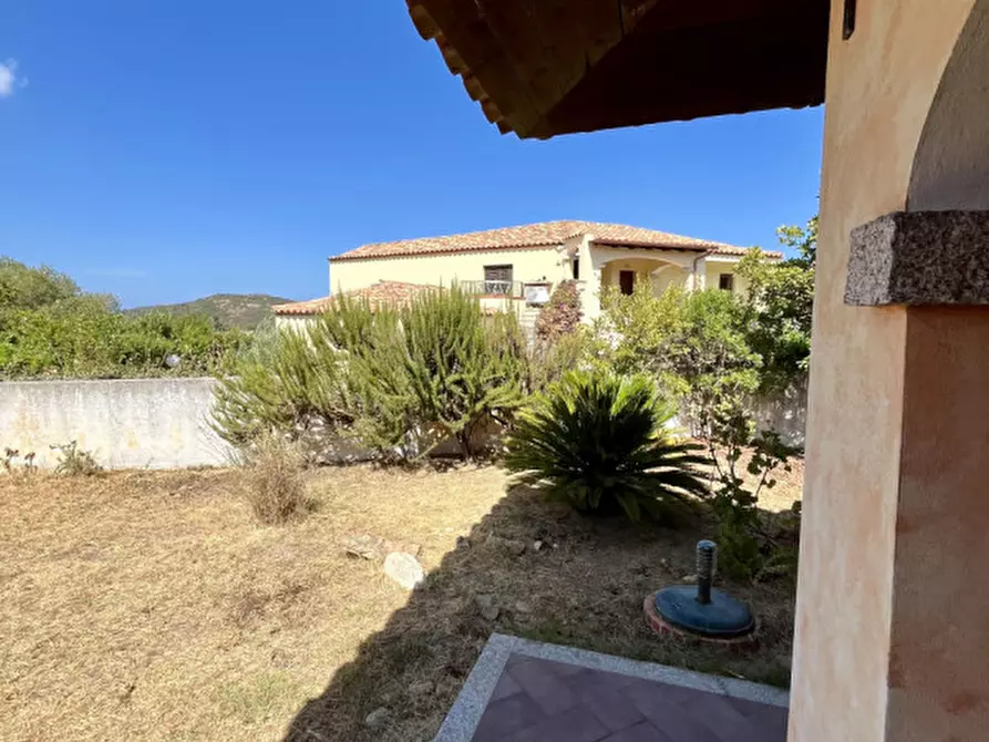 Immagine 34 di Villetta a schiera in vendita  in VIA DELLA PEONI a Olbia