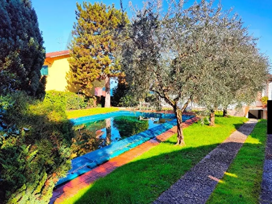 casa indipendente in vendita a Peschiera del Garda