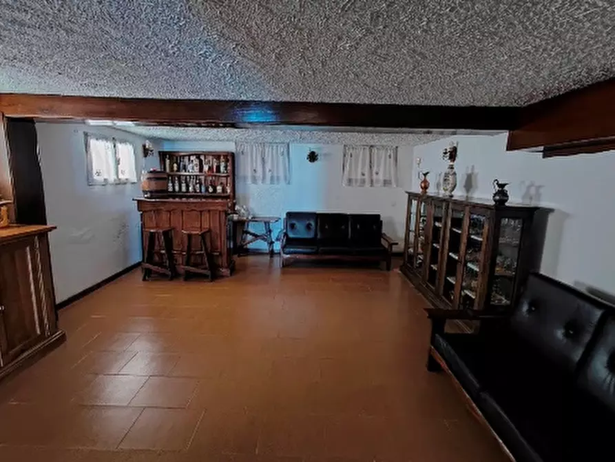 Immagine 15 di Villa in vendita  in VIA PARINI 5 a Peschiera Del Garda