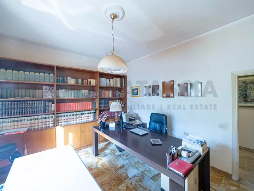 Immagine 2 di Appartamento in vendita  in VIA CATALANO a Pontassieve