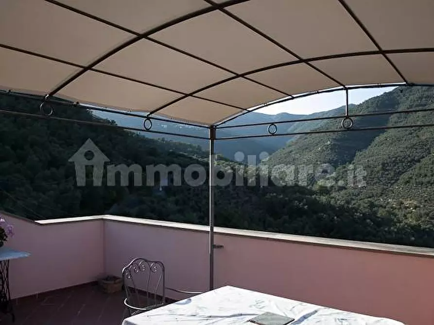 Immagine 30 di Appartamento in vendita  in piazza san bernardo a Prelà