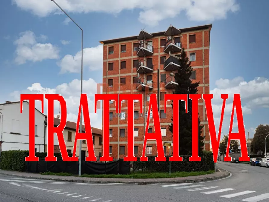 Immagine 1 di Appartamento in vendita  in VIA VALOSA DI SOPRA a Monza