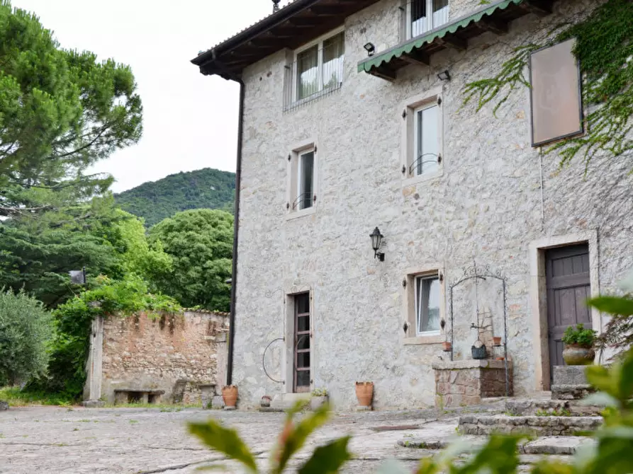 Immagine 2 di Villa in vendita  in Via Lagolo a Madruzzo