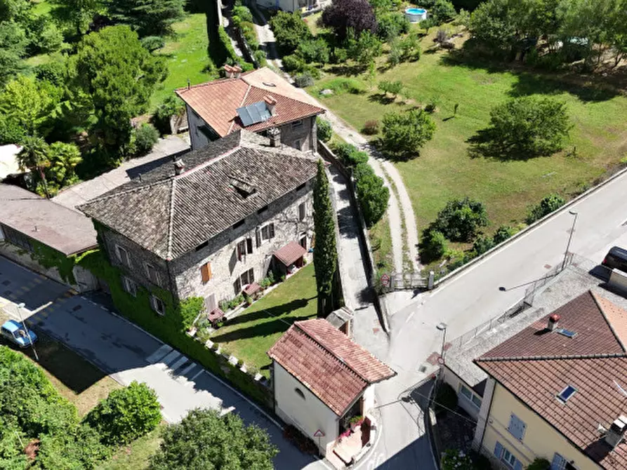 Immagine 3 di Villa in vendita  in Via Lagolo a Madruzzo