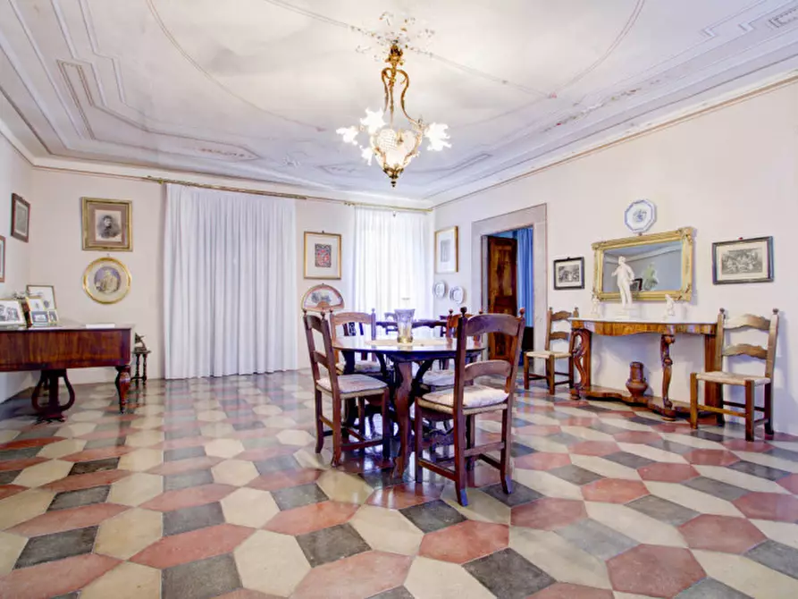 Immagine 5 di Villa in vendita  in Via Lagolo a Madruzzo