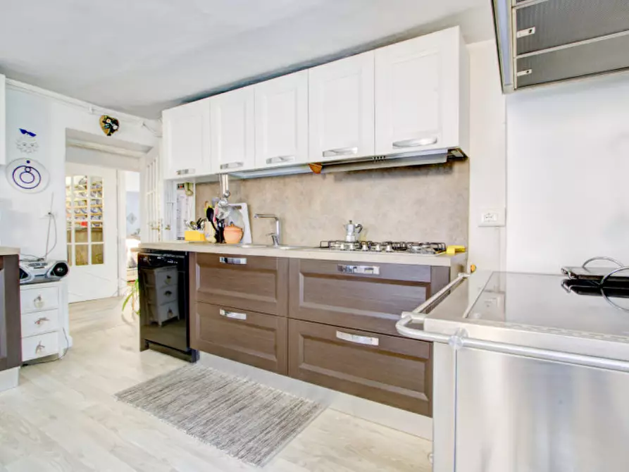 Immagine 34 di Villa in vendita  in Via Lagolo a Madruzzo