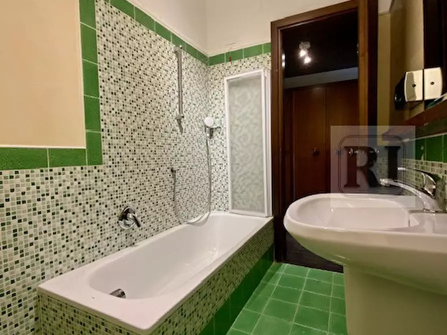 Immagine 9 di Camera in affitto  a Padova