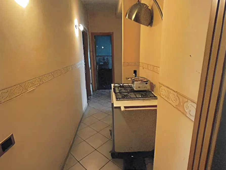 Immagine 9 di Appartamento in vendita  in Strada Provinciale di Caserta n. 234 a Napoli