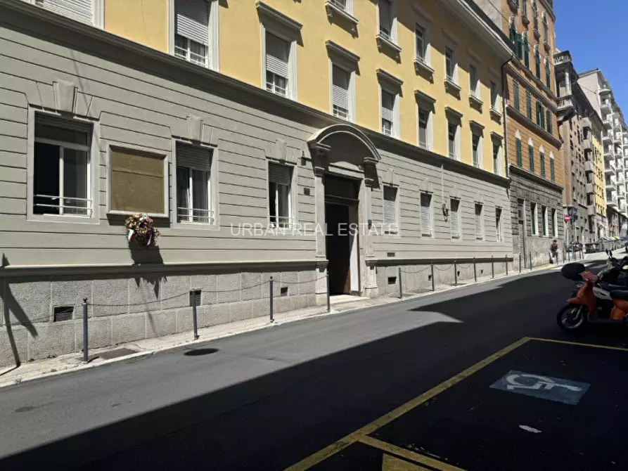 Immagine 33 di Appartamento in affitto  in Via di Cologna 6 a Trieste