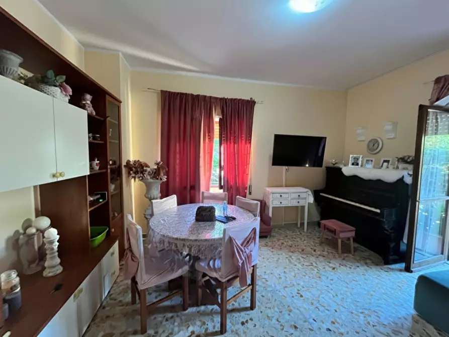 Immagine 6 di Appartamento in vendita  in Viale Ninfa Alburnea a Anzio