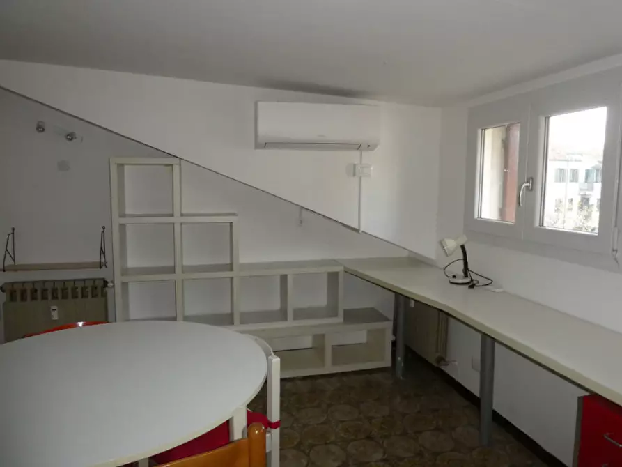 Immagine 6 di Monolocale in vendita  in Via Portello a Padova