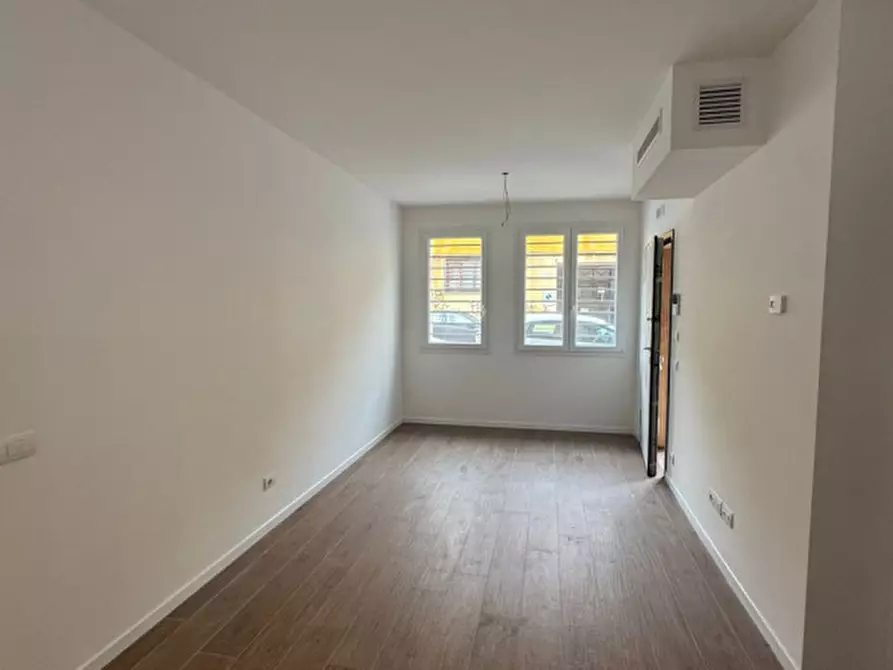 Immagine 4 di Appartamento in vendita  in Via dei Sabelli a Roma