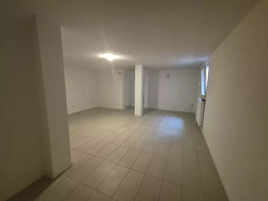 Immagine 10 di Appartamento in vendita  in Via del Torrente a Cesena