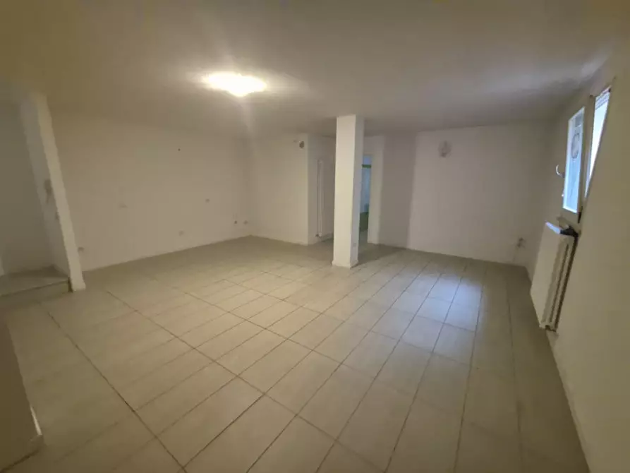 Immagine 11 di Appartamento in vendita  in Via del Torrente a Cesena