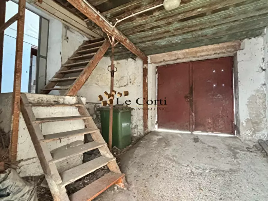 Immagine 2 di Casa indipendente in vendita  a Lonigo