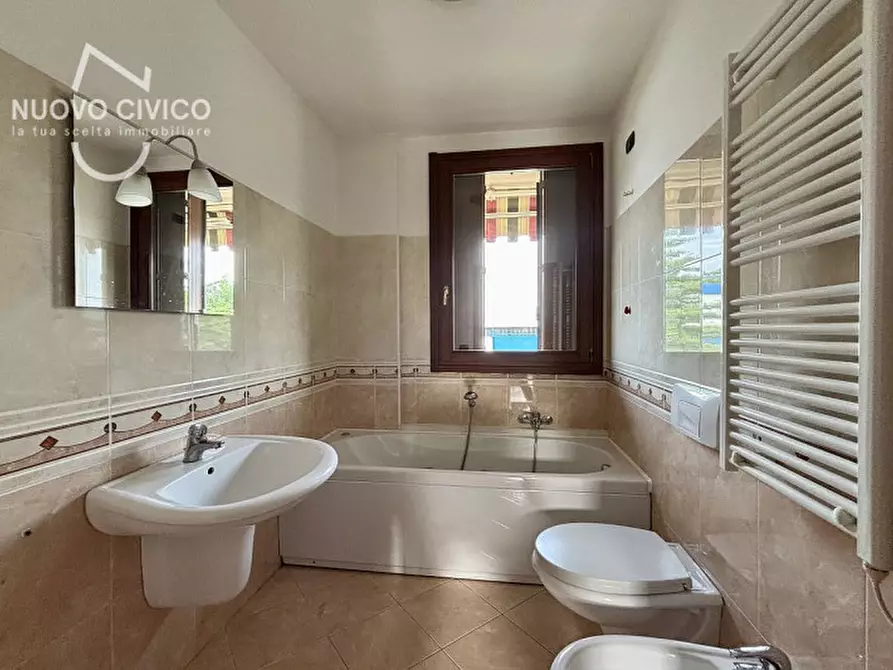 Immagine 13 di Appartamento in vendita  in Via Sant'Antonio 50/D a San Martino Buon Albergo