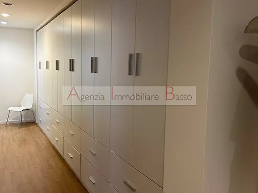 Immagine 4 di Ufficio in vendita  in PIAZZA GARIBALDI a Padova