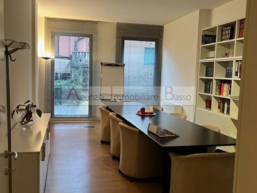 Immagine 6 di Ufficio in vendita  in PIAZZA GARIBALDI a Padova