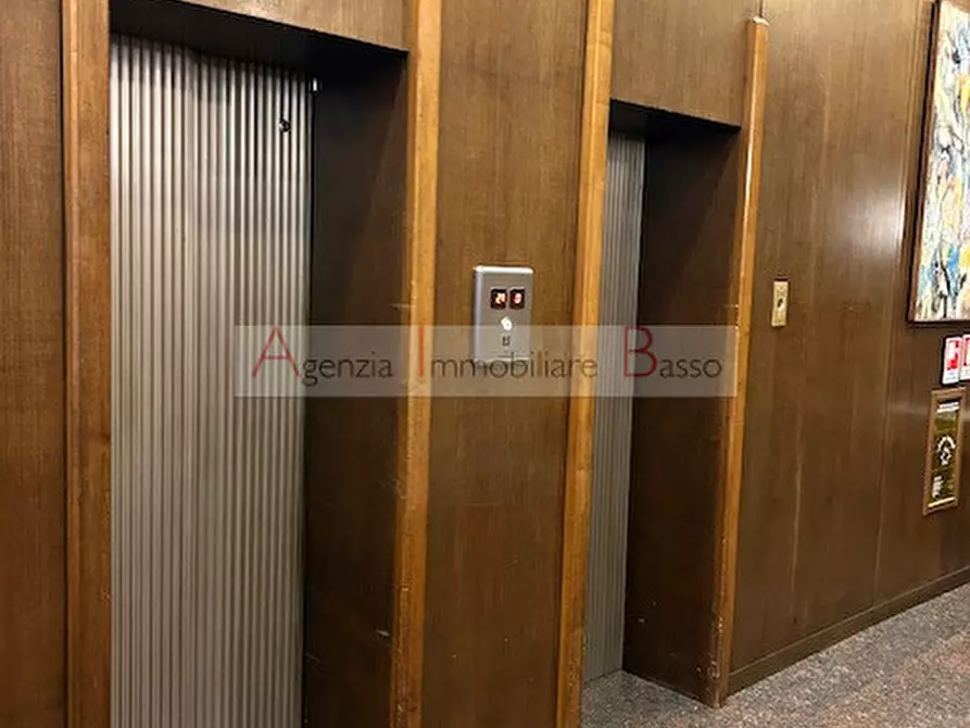 Immagine 7 di Ufficio in vendita  in PIAZZA GARIBALDI a Padova