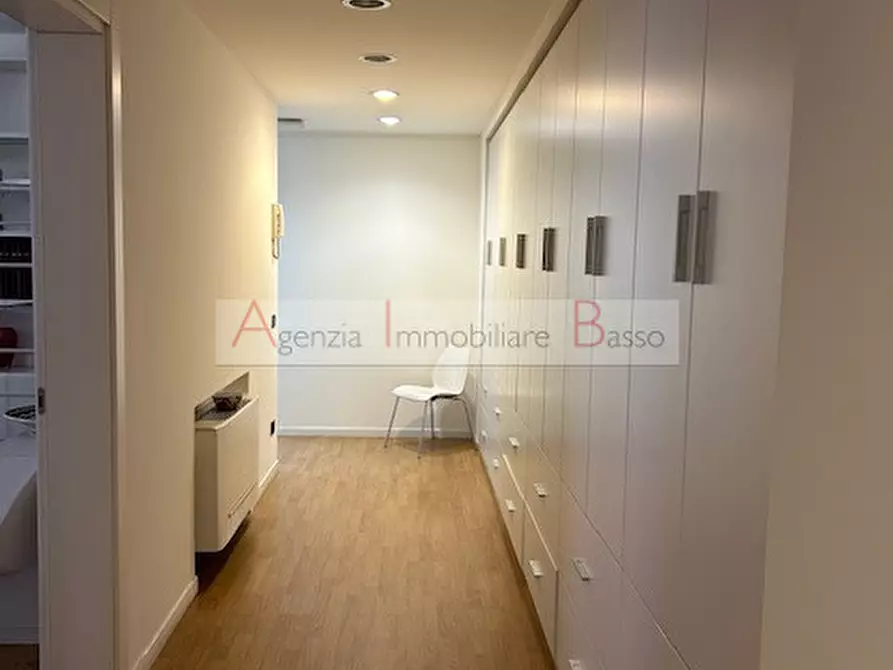 Immagine 9 di Ufficio in vendita  in PIAZZA GARIBALDI a Padova