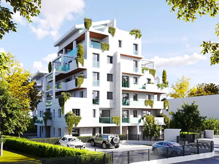 Immagine 1 di Appartamento in vendita  in Viale Francesco Petrarca a Riccione