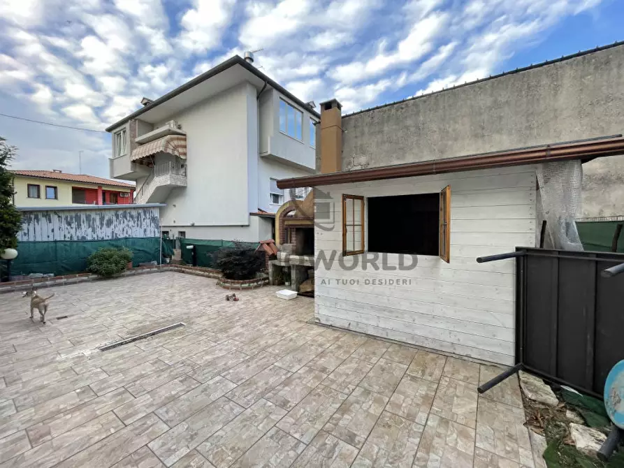 Immagine 16 di Appartamento in vendita  a Malo