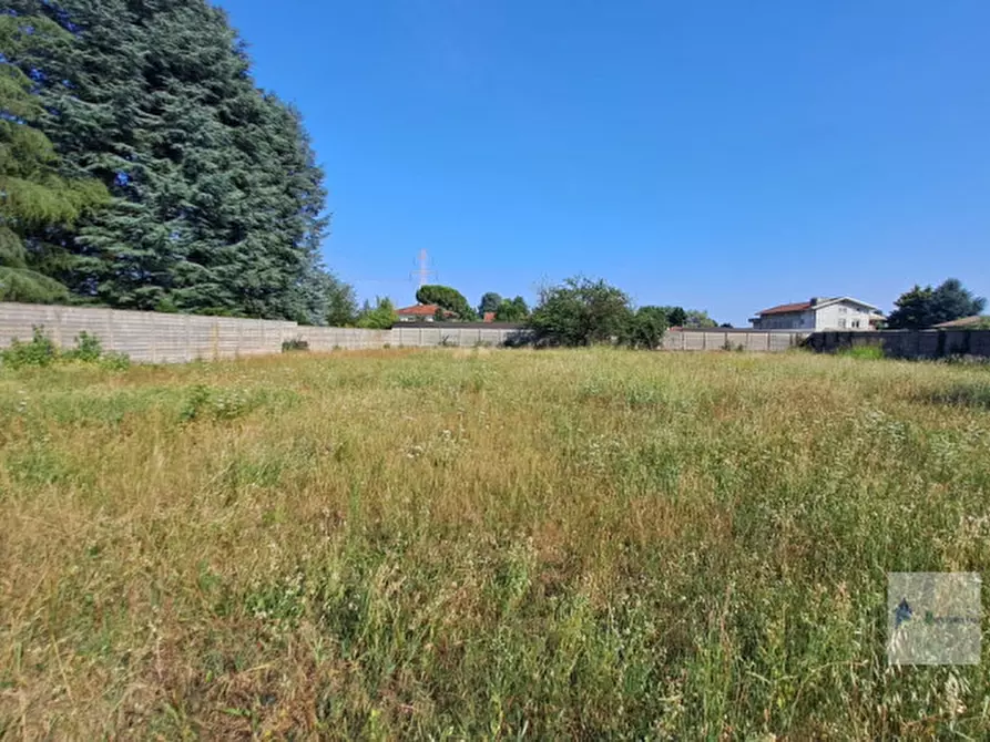 Immagine 6 di Villa in vendita  in VIA villoresi a Robecchetto Con Induno