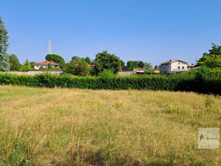 Immagine 7 di Villa in vendita  in VIA villoresi a Robecchetto Con Induno