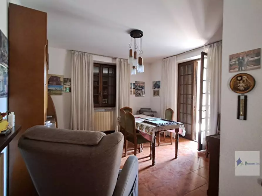 Immagine 15 di Villa in vendita  in VIA villoresi a Robecchetto Con Induno