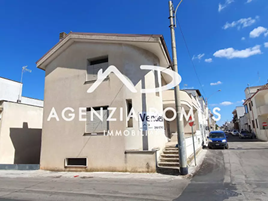 Immagine 2 di Casa indipendente in vendita  in via Alcide De Gasperi 1 a Melissano