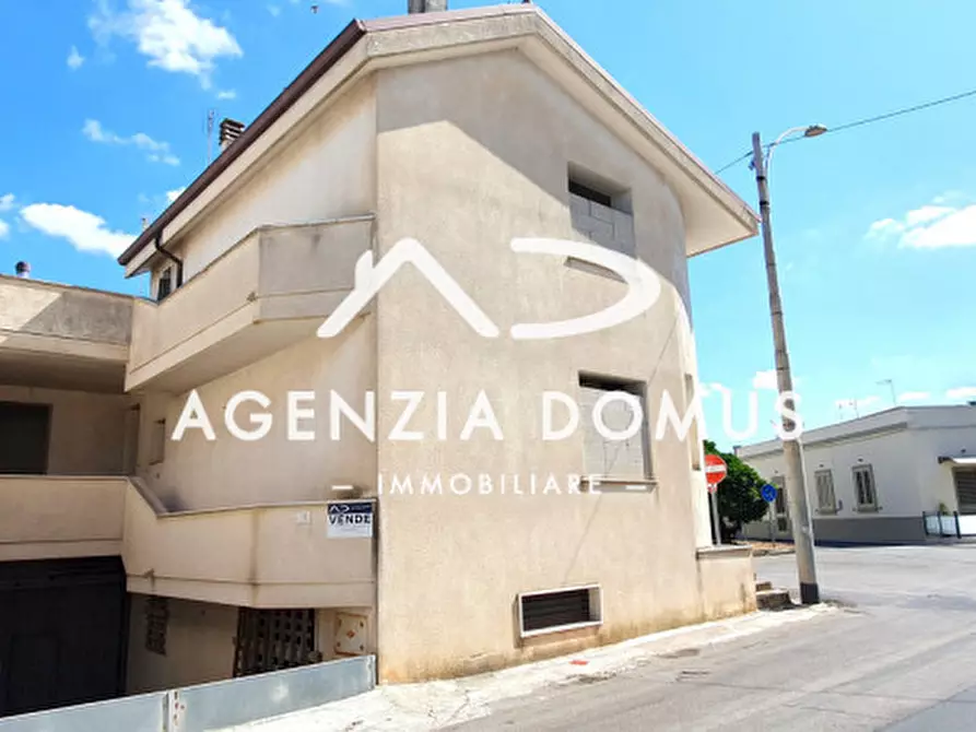Immagine 3 di Casa indipendente in vendita  in via Alcide De Gasperi 1 a Melissano