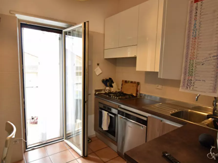 Immagine 20 di Appartamento in vendita  in Via Villanova a Roma