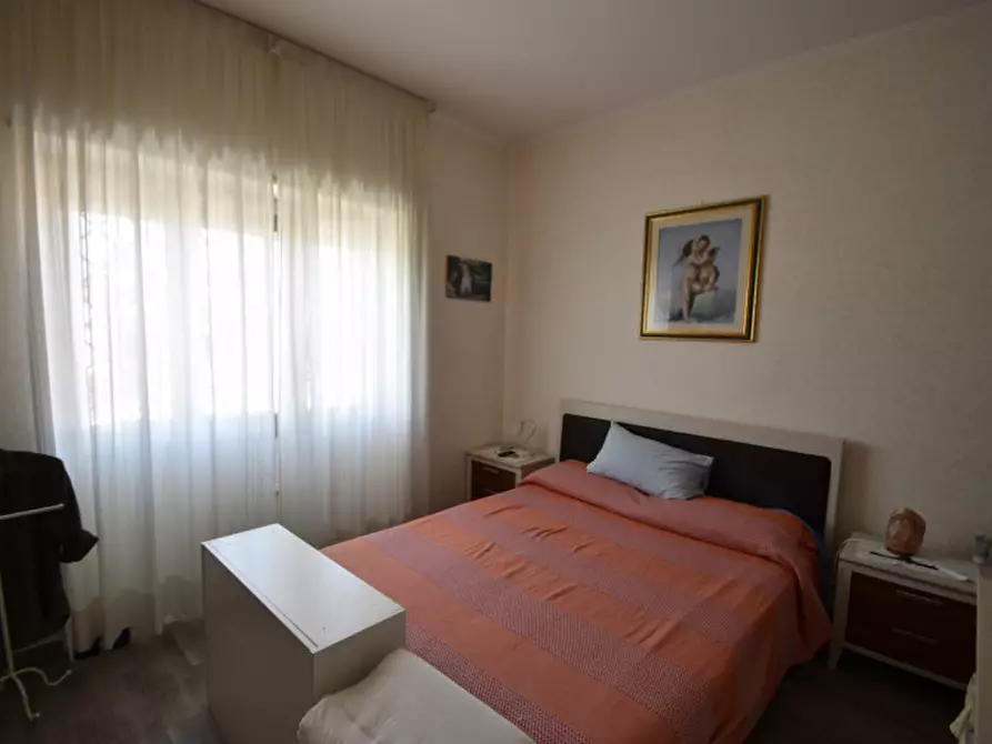 Immagine 25 di Appartamento in vendita  in Via Villanova a Roma