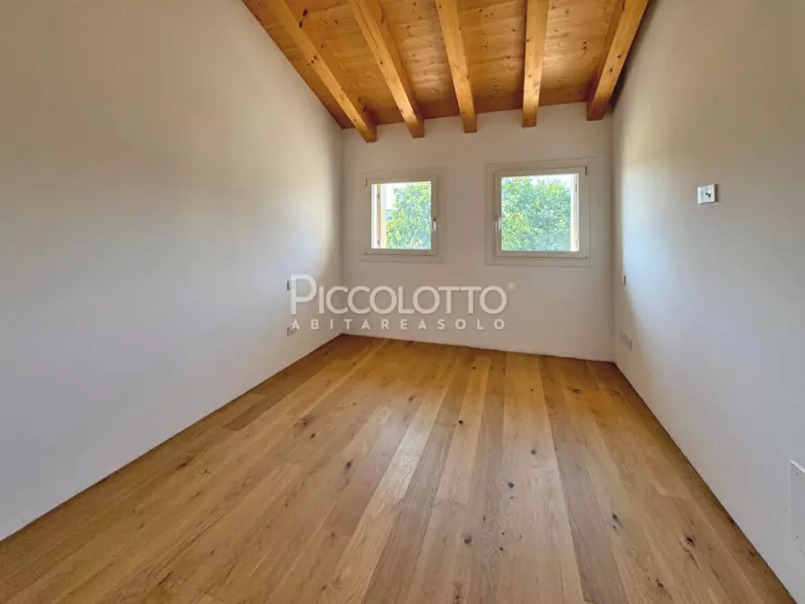 Immagine 22 di Casa bifamiliare in affitto  in via Pasubio a Cavaso Del Tomba