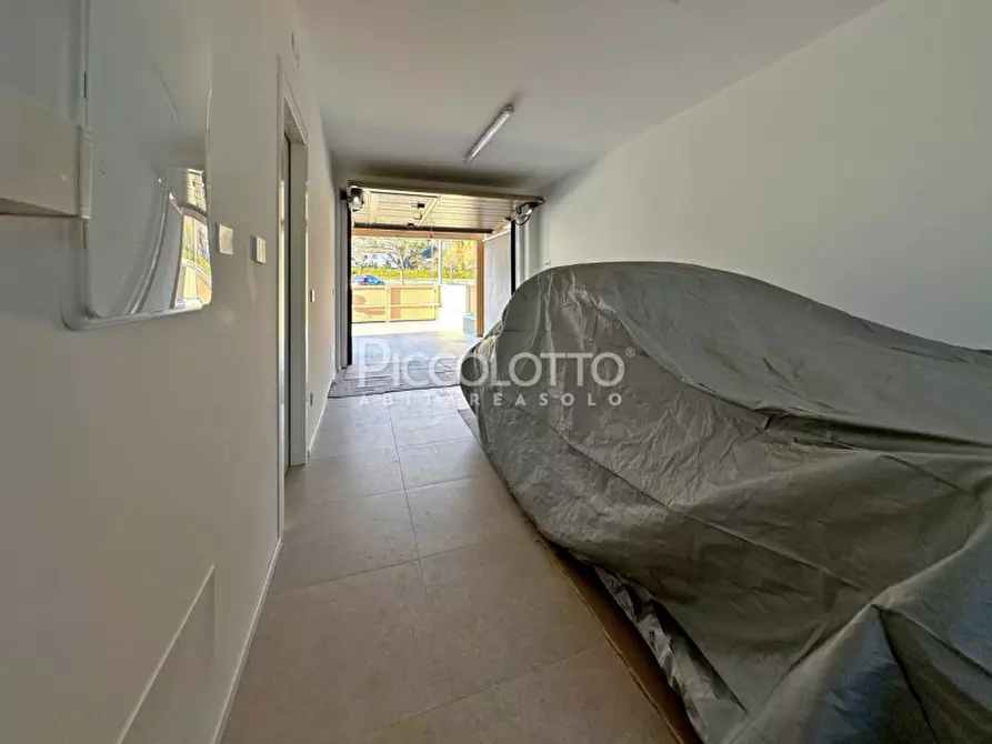 Immagine 28 di Casa bifamiliare in affitto  in via Pasubio a Cavaso Del Tomba