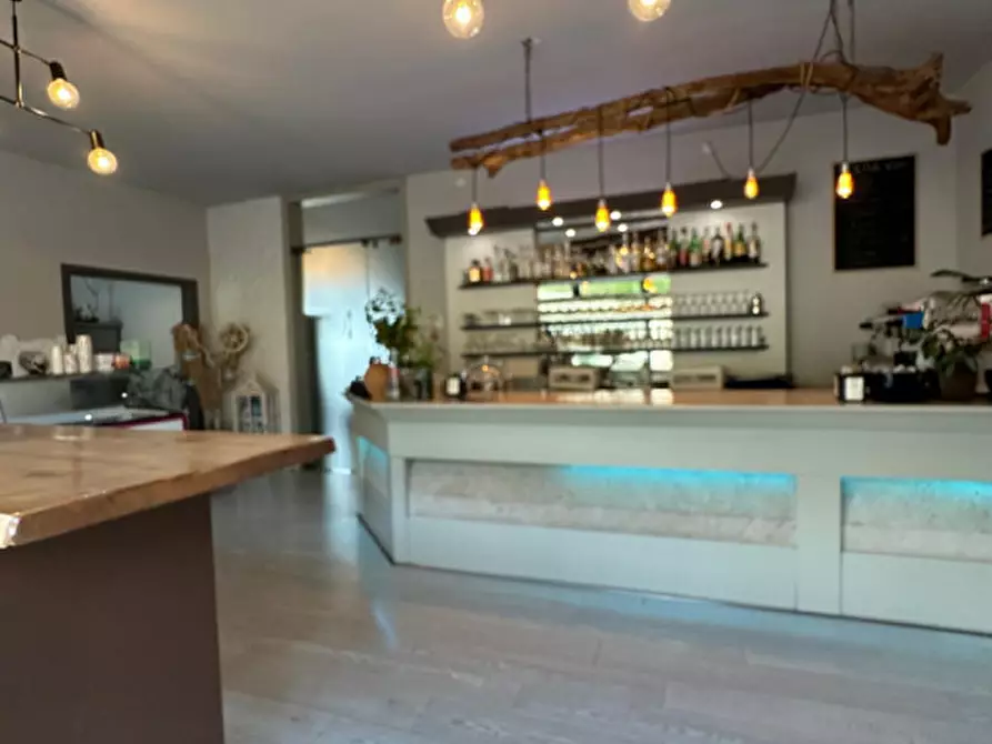 Immagine 10 di Negozio in affitto  in Via Sisemol a Marostica