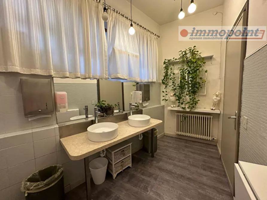 Immagine 14 di Negozio in affitto  in Via Sisemol a Marostica